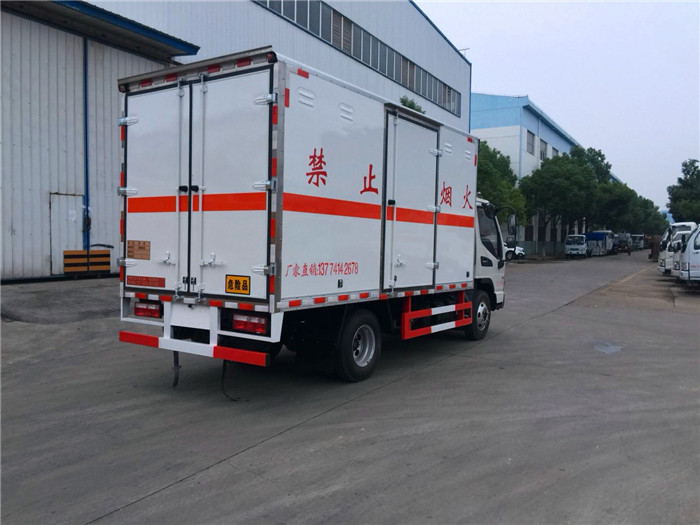 江淮3.65噸民爆運輸車