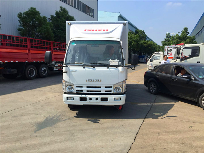 五十鈴藍牌民爆運輸車