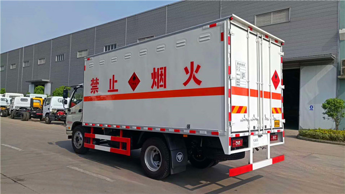 奧鈴7.3噸民爆運(yùn)輸車