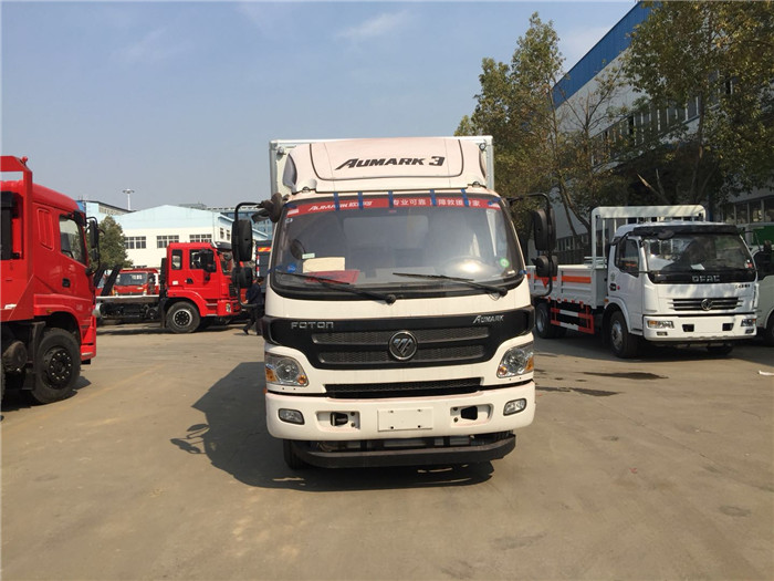 福田歐馬可7噸民爆運(yùn)輸車(chē)