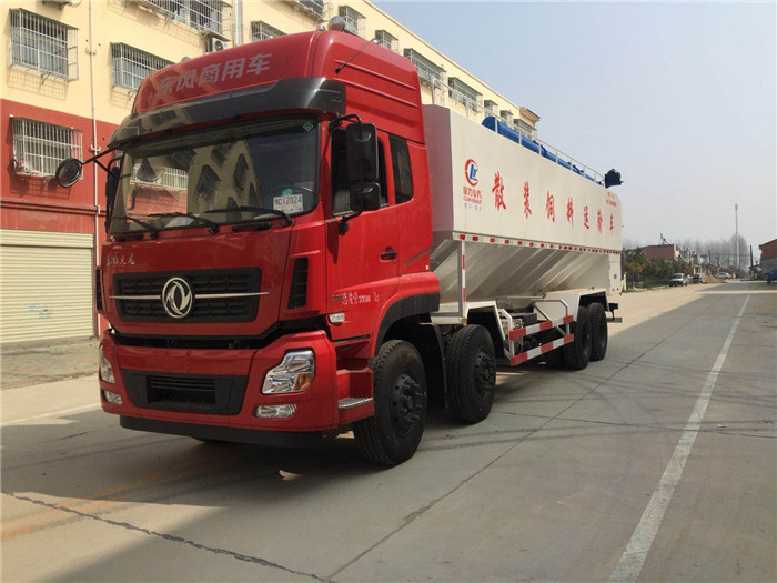 東風天龍前四后八40方飼料車