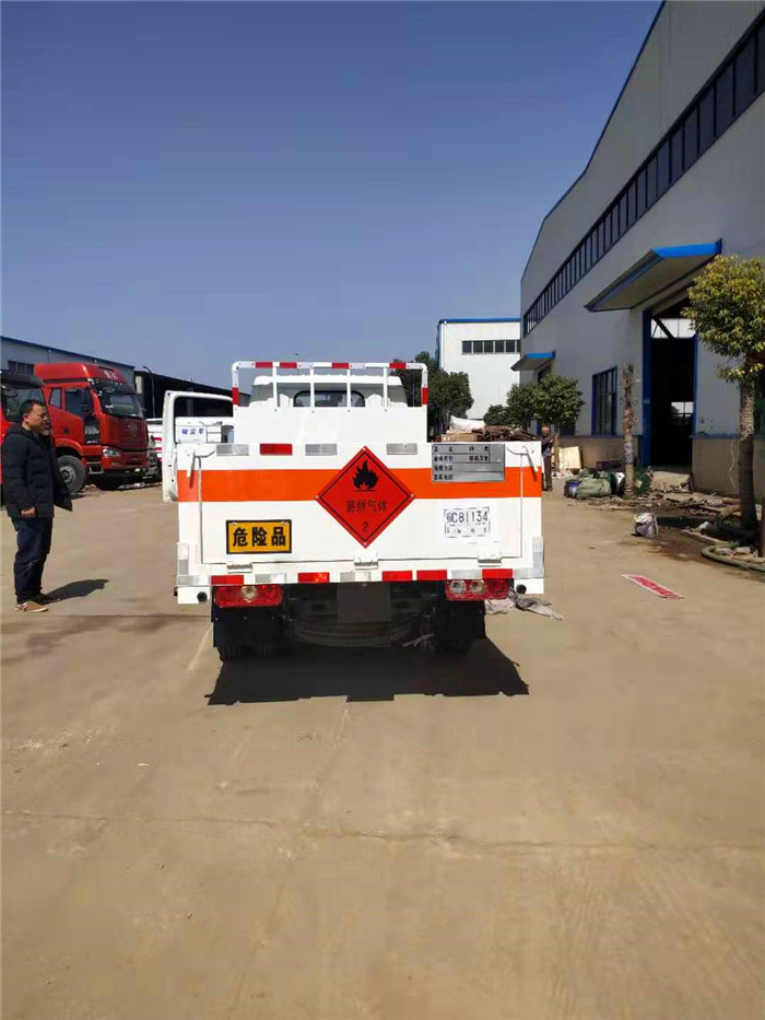 國六汽油躍進(jìn)氣瓶運(yùn)輸車