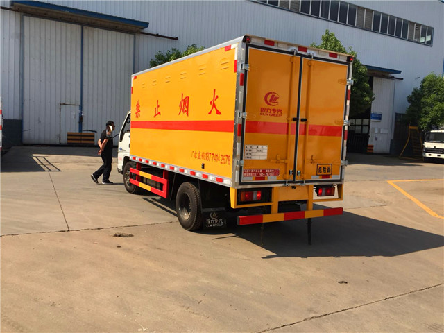 江鈴煙花爆竹運輸車 江鈴煙花爆竹運輸車