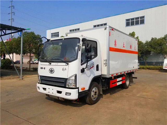 藍牌解放民爆運輸車 藍牌解放民爆運輸車