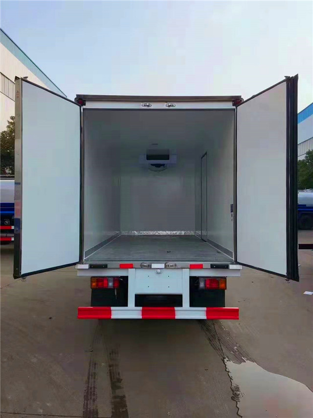 國六4.2米五十鈴冷藏車