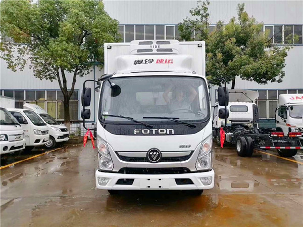 國六4.2米福田奧鈴冷藏車
