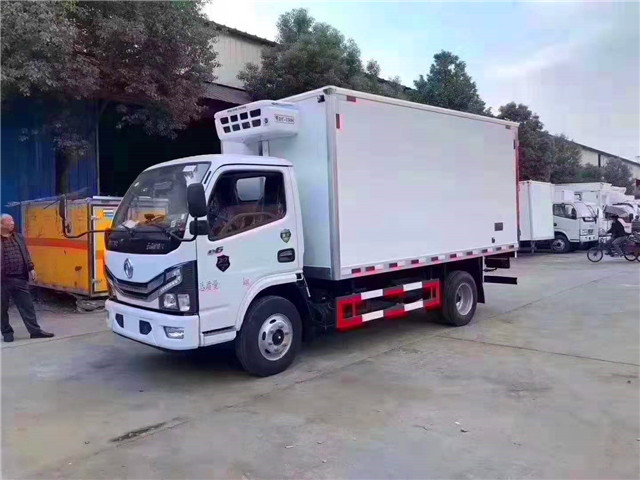 國六4.2米東風多利卡冷藏車
