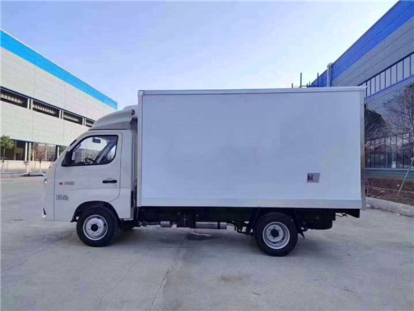 國六福田3米冷藏車