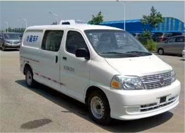 國六金杯面包冷藏車