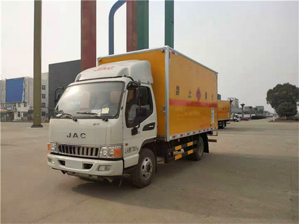 危險(xiǎn)品廂式運(yùn)輸車 危險(xiǎn)品廂式運(yùn)輸車